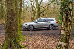 Subaru Outback 2018 года  (UK)